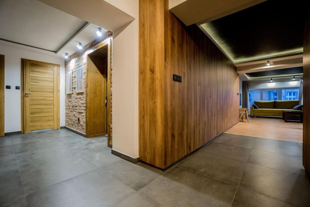 Uroczy Apartament Wita Stwosza Most Kłodzko Exterior foto
